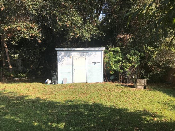 Single Family Home for sale at 2113 Dixie Ave, Punta Gorda, FL 33950 - MLS Number is C7452883