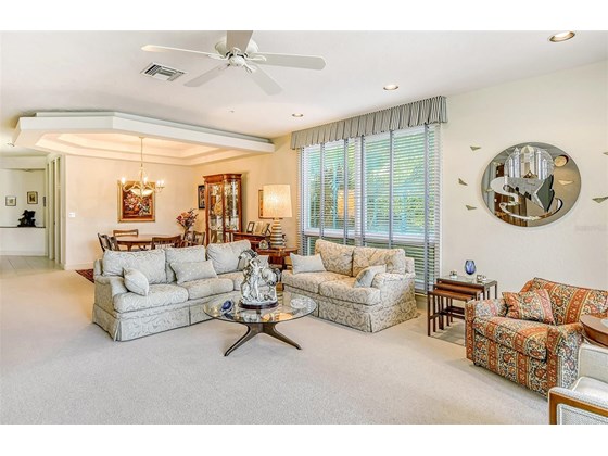 Living Room - Condo for sale at 370 A Gulf Of Mexico Dr #421, Longboat Key, FL 34228 - MLS Number is A4513966