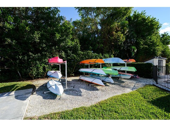 Kayak storage and launch; Outdoor shower - Condo for sale at 450 Gulf Of Mexico Dr #B107, Longboat Key, FL 34228 - MLS Number is A4520786