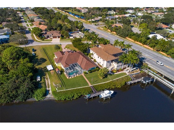 The community boat launch is just one house away making this a breeze to launch and haul it if you choose to. - Single Family Home for sale at 1012 Bayview Dr, Nokomis, FL 34275 - MLS Number is A4521028