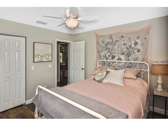 Bedroom - Single Family Home for sale at 5948 Viola Rd, Venice, FL 34293 - MLS Number is N6119143